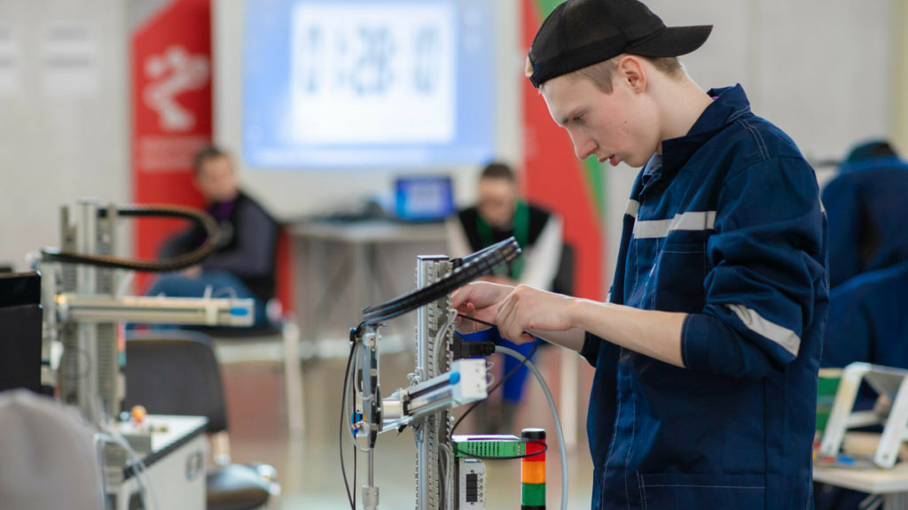 Костромские предприятия смогут вернуть затраты на оборудование мастерских в колледжах