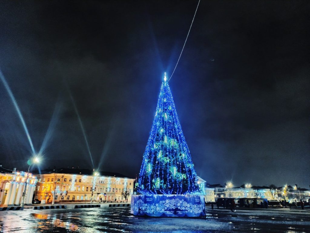 В Костроме в этом году не будут устанавливать ёлку на Сусанинской площади