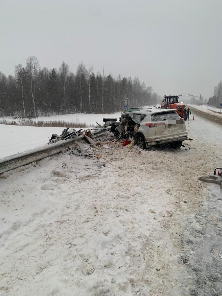 Два человека погибли в аварии под Костромой (ФОТО)