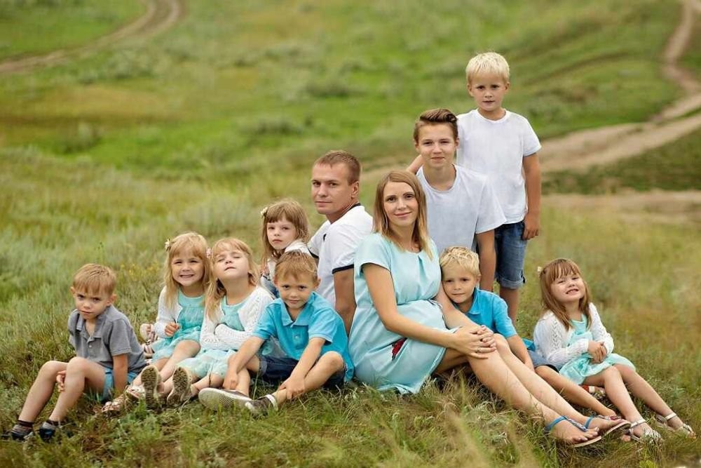 Костромские многодетные семьи с тремя детьми получат этот статус бессрочно