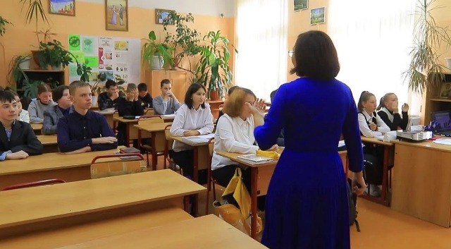 За год в Костромскую область приехало вдвое больше учителей