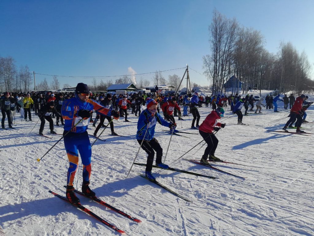Десять тысяч костромичей приняли участие в «Лыжне России»