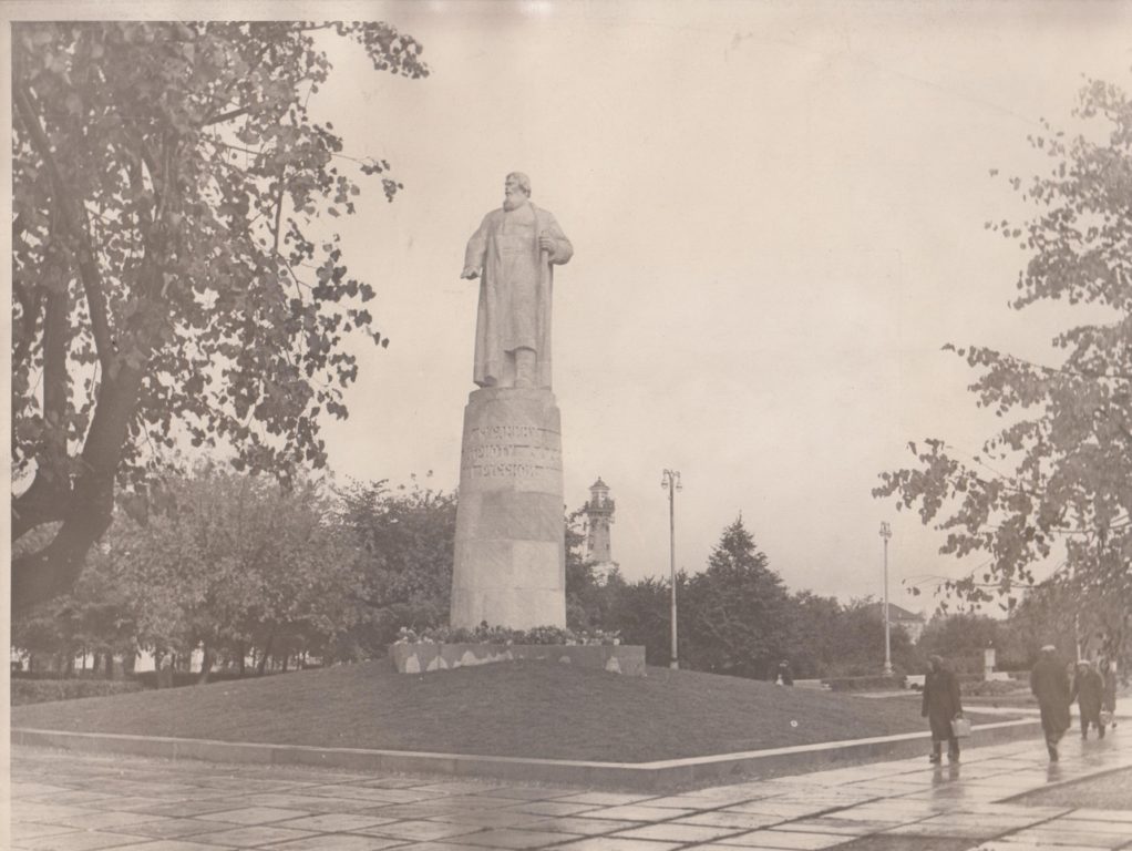 Памятник Ивану Сусанину в Костроме хотят отреставрировать