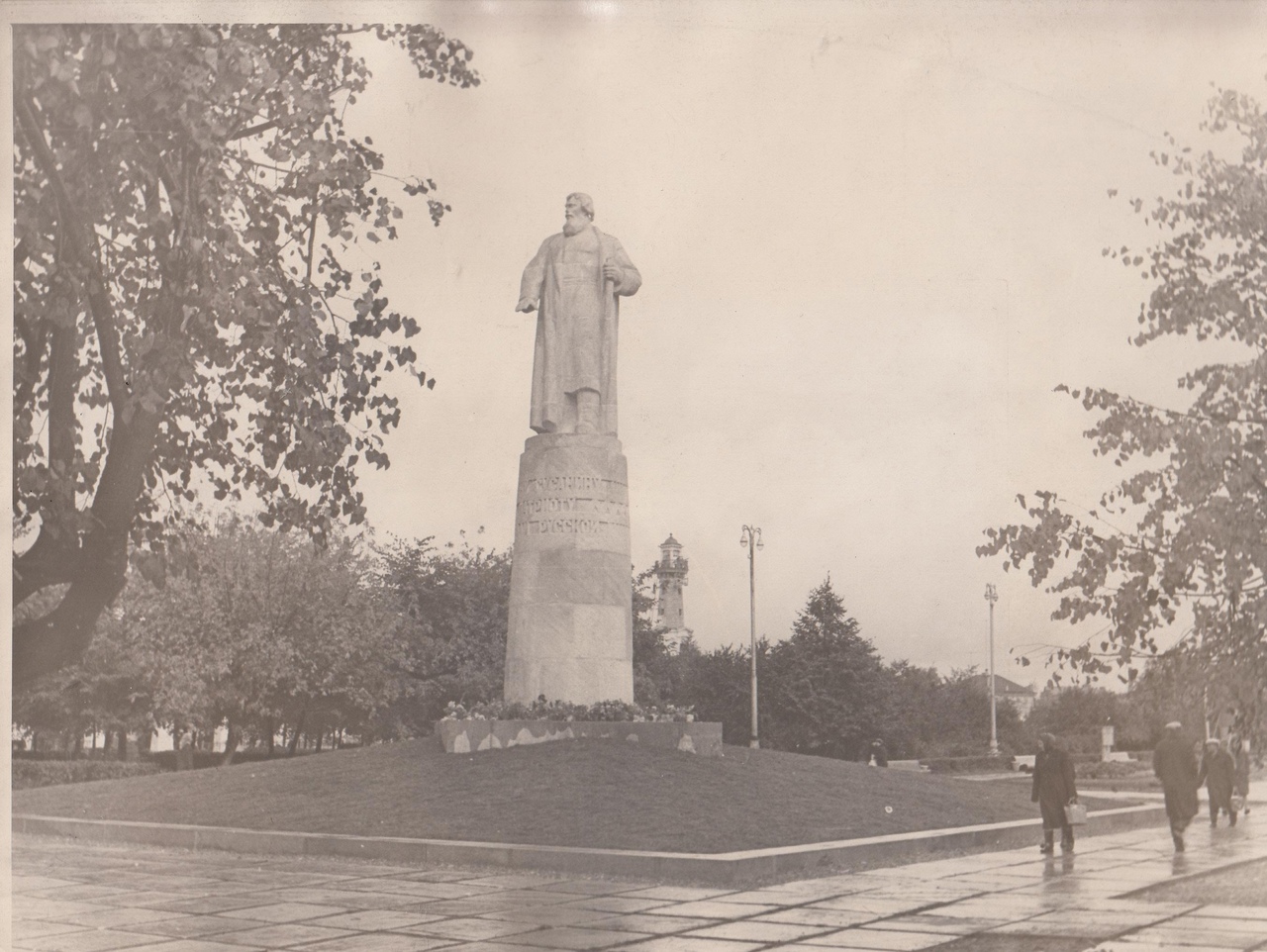 Памятник Ивану Сусанину в Костроме хотят отреставрировать