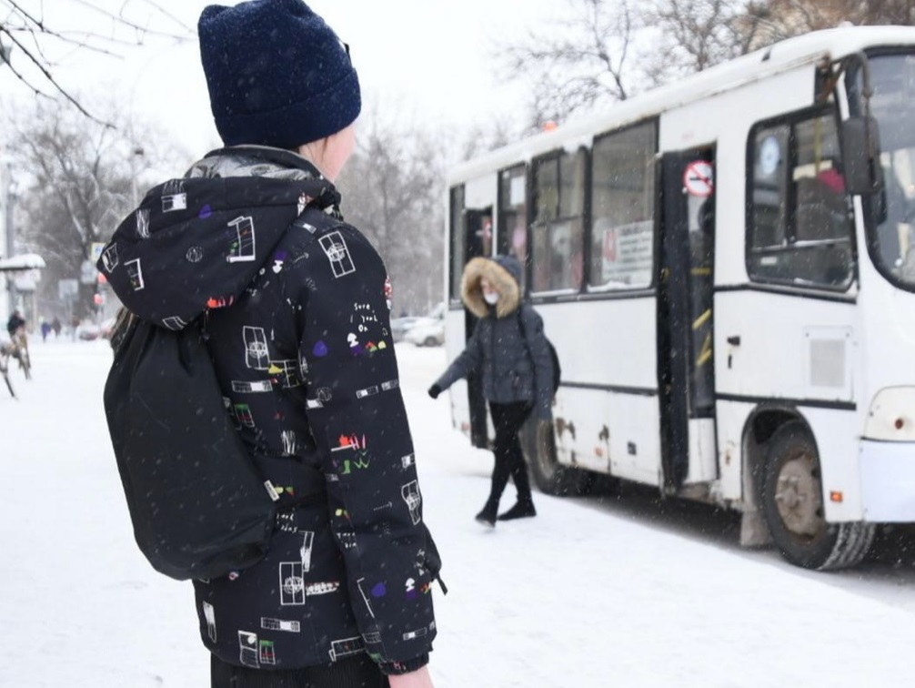 Костромичам советуют поговорить с детьми о правилах поездок в автобусах