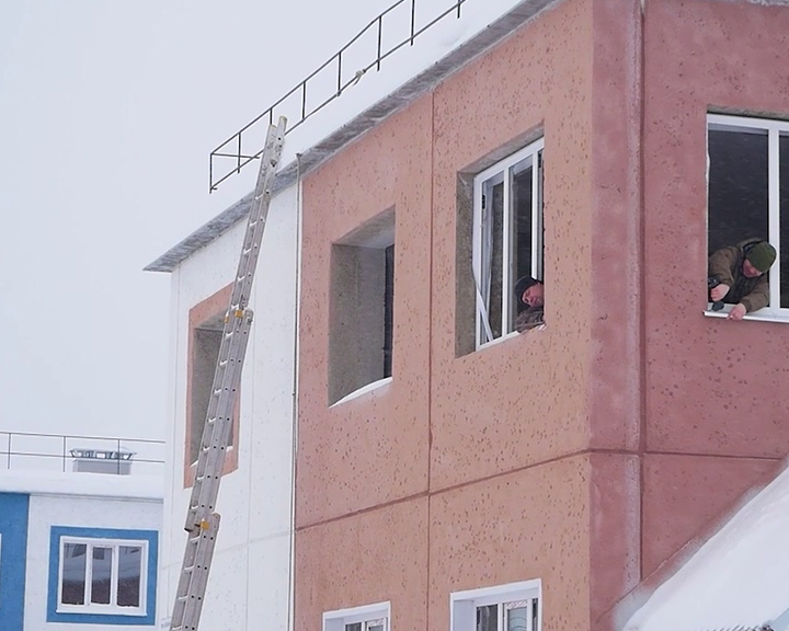 «Жалоб не поступало»: чиновники затягивали ремонт многоквартирного дома в Костроме