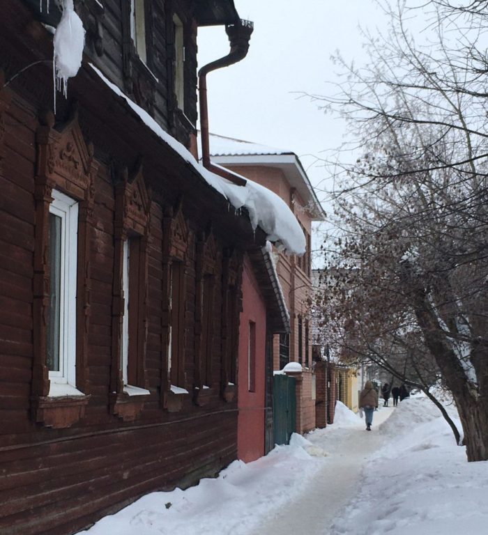 В Костроме будут пристальнее следить за сосульками на крышах и снегом во дворах