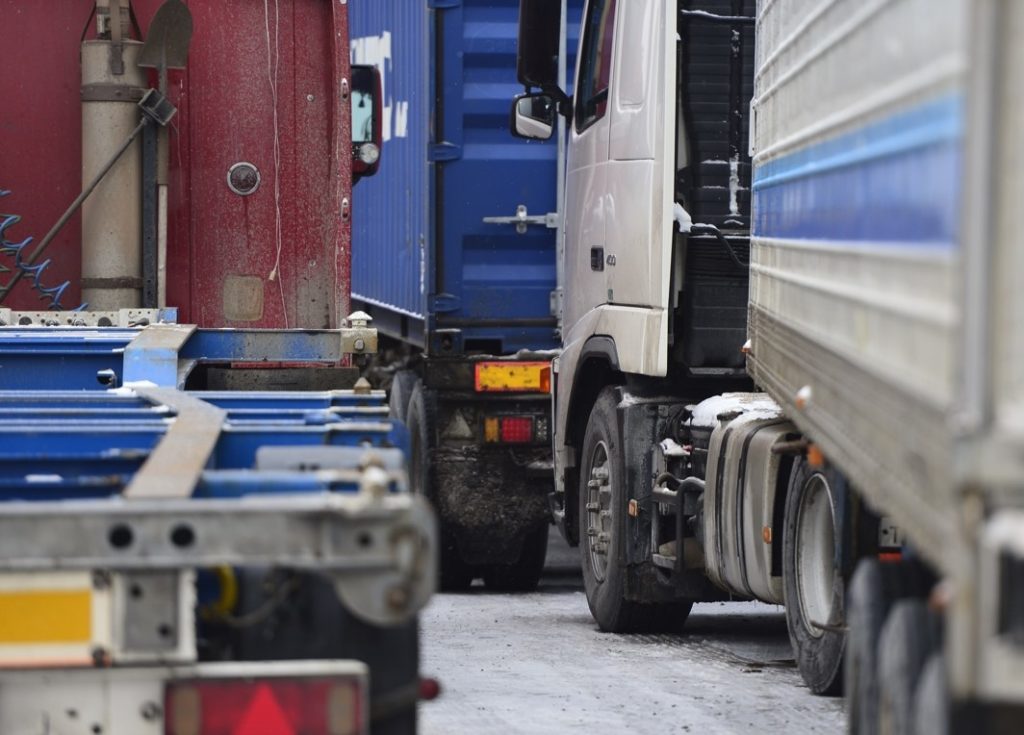 Костромские дороги через месяц закроют для большегрузов