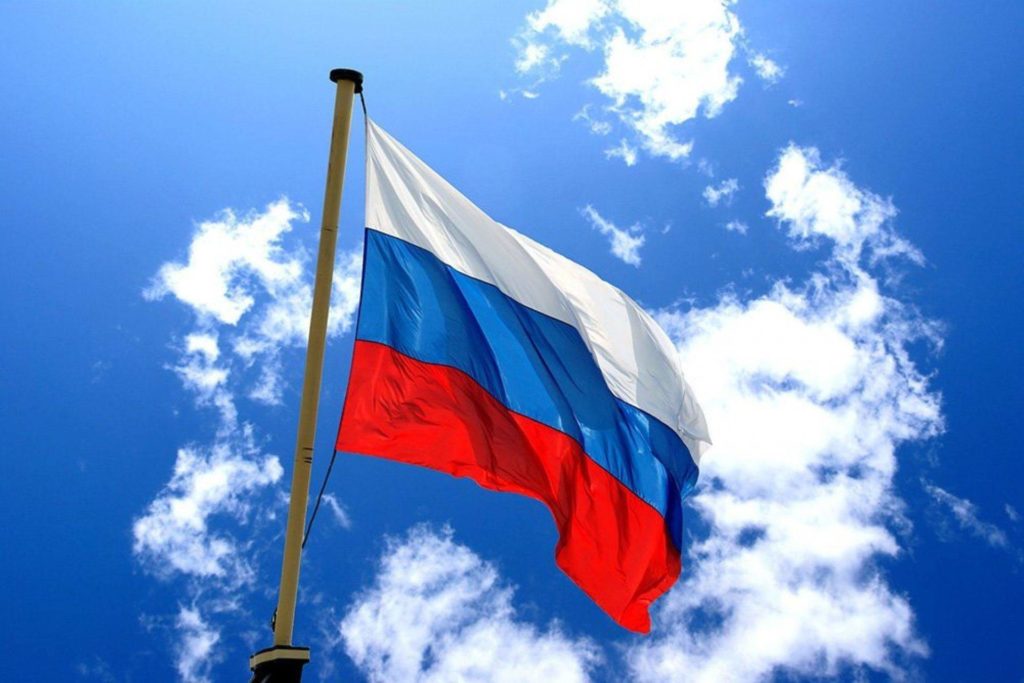 На зданиях всех образовательных учреждений Костромской области повесят флаг России