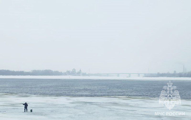 Волга в Костроме начала освобождаться ото льда раньше обычного