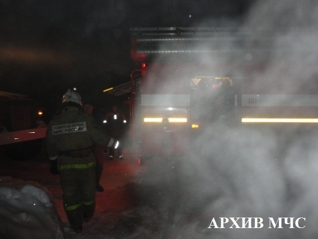 Мужчина заживо сгорел в собственном доме в Костромской области
