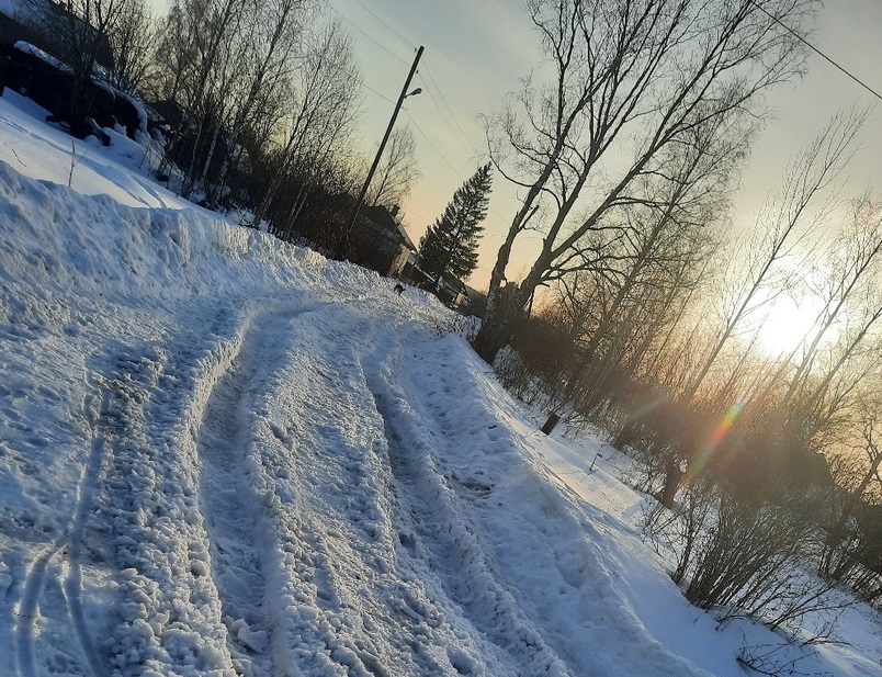 Костромская глубинка продолжает страдать от нечищеных от снега дорог