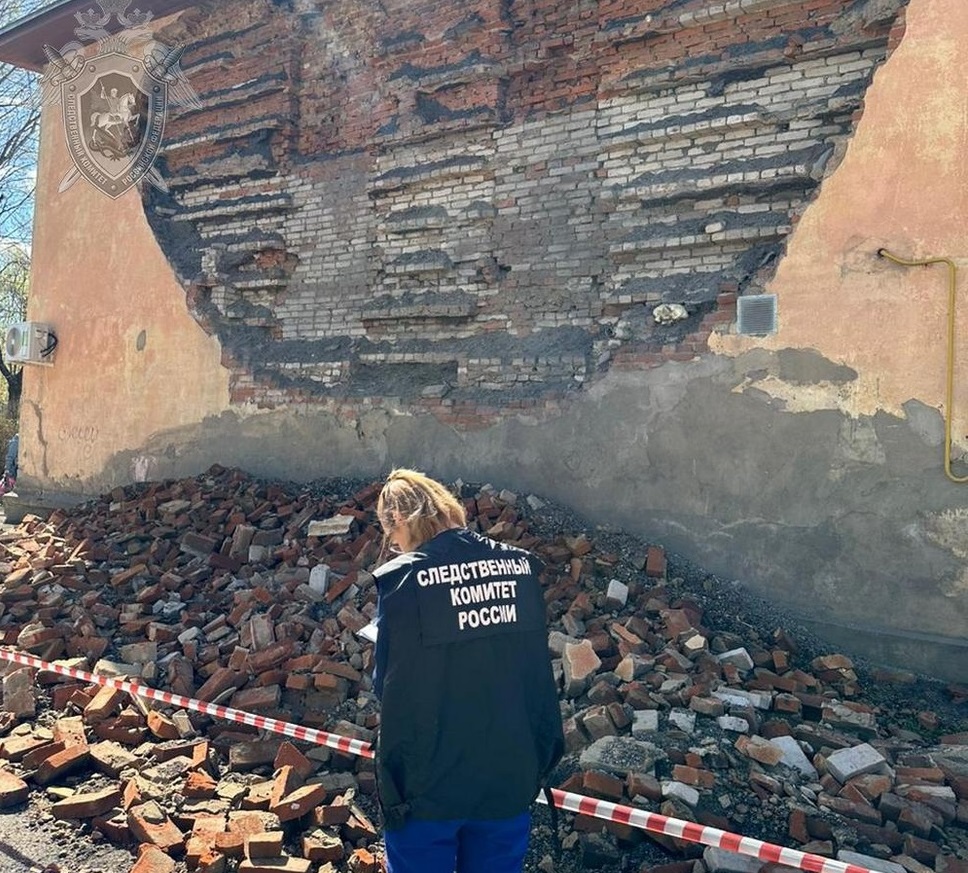 В Костромской области будут искать виновных в обрушении стены жилого дома в Нерехте