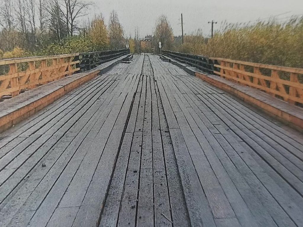 В Костромской области из-за изношенности закрыли отремонтированный в прошлом году мост