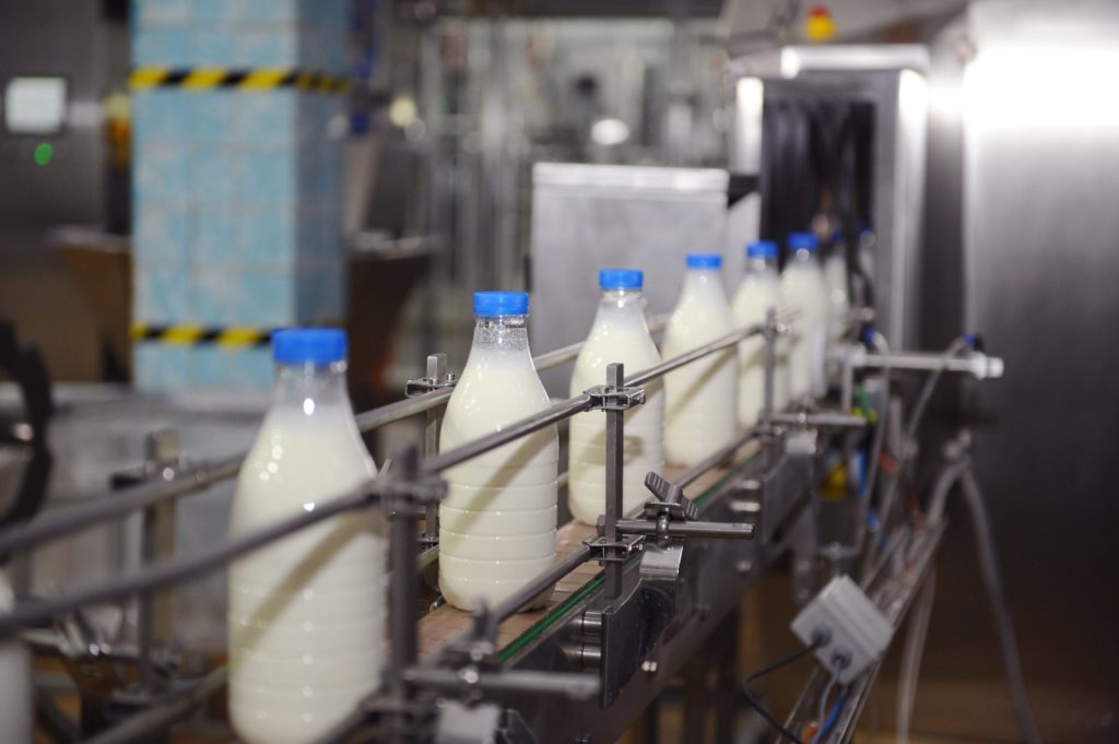 Костромская область поддерживает увеличивающие производство молока хозяйства