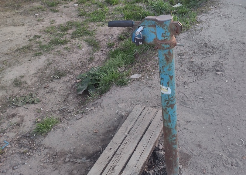 В Костромской области люди с трудом добывают себе чистую воду