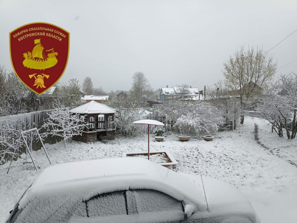 Костромскую область завалило снегом