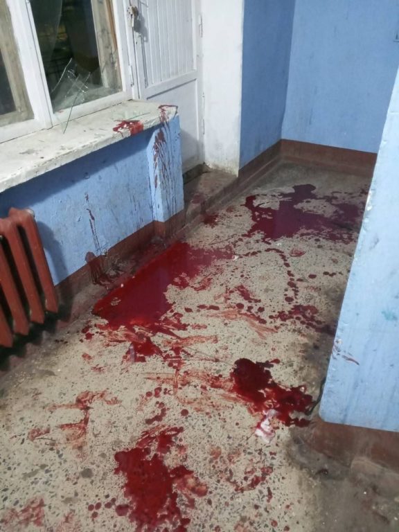 В костромском общежитии развернулась кровавая драма