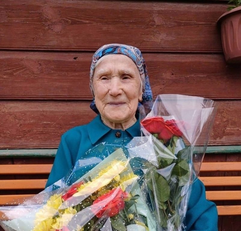 Костромская долгожительница отметила 102 день рождения