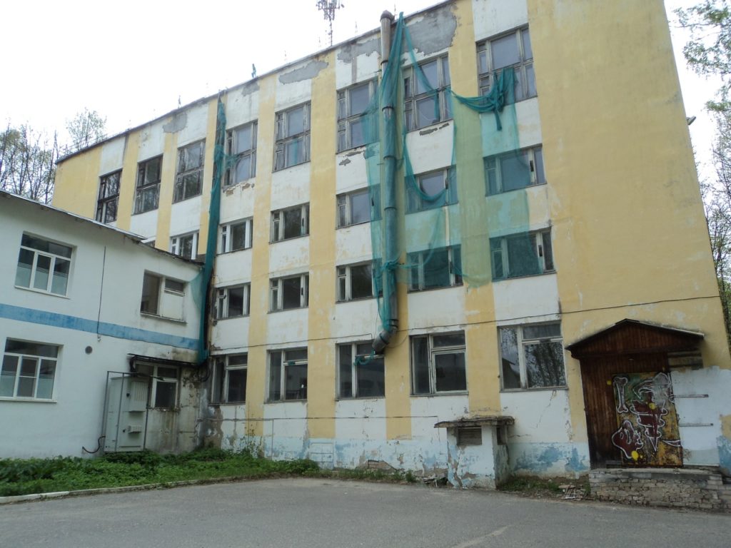 «Плакать хочется…»: горожане продолжают переживать за судьбу бывшего санатория «Костромской»