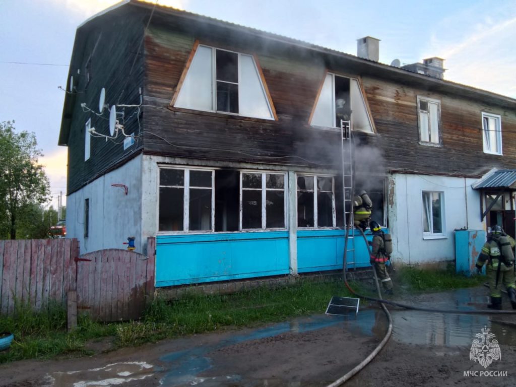 Ребенок поджог двухэтажный дом в Костромской области