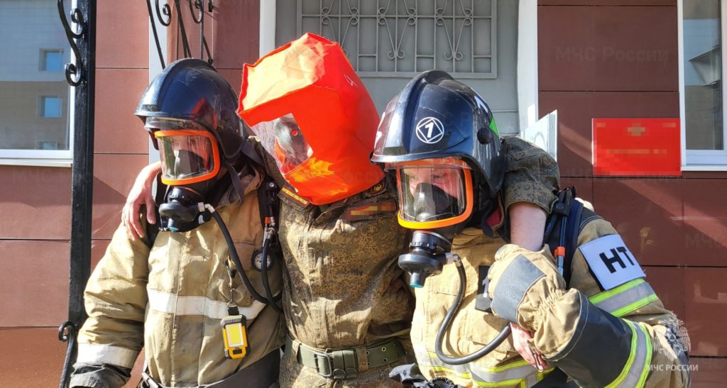 Костромским спасателям и пожарным будут присваивать новые почетные звания