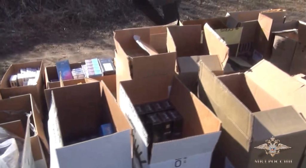 На костромских складах нашли подозрительные сигареты стоимостью 15 миллионов рублей