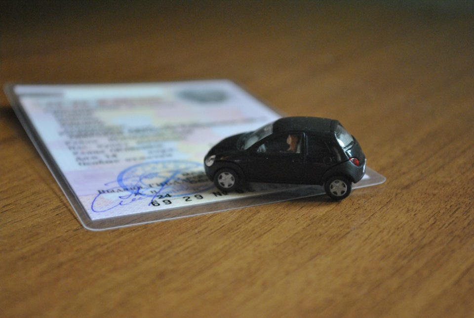 Костромские госавтоинспекторы рекомендуют воспользоваться возможностью прекратить регистрацию транспортного средства в режиме онлайн