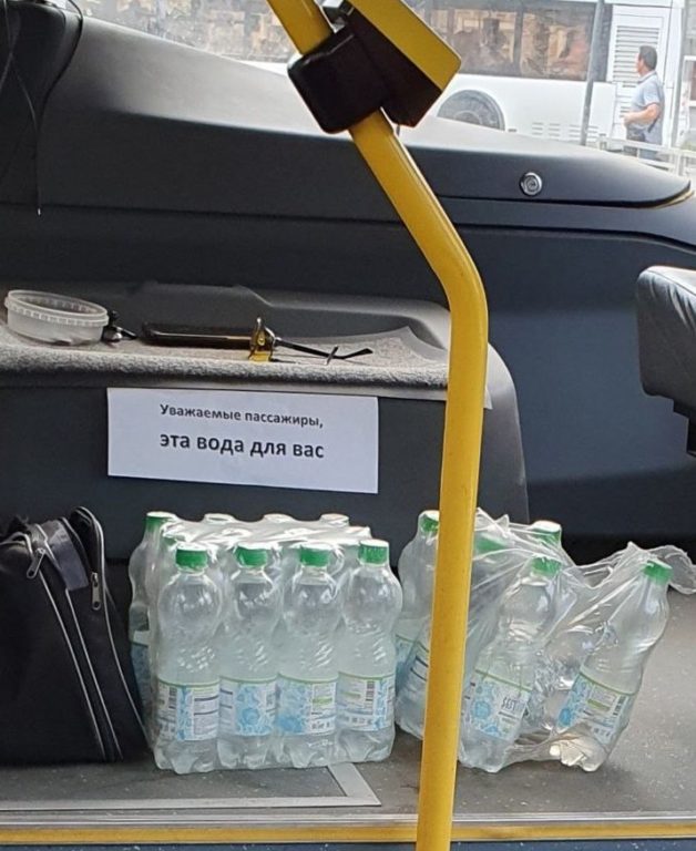 В костромских автобусах появилась бесплатная вода