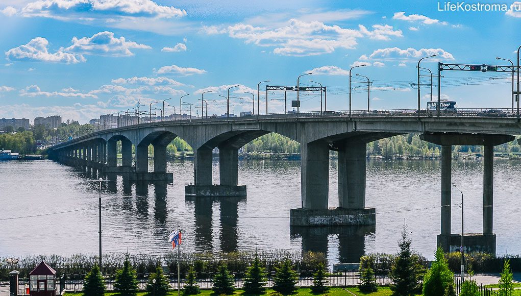 Костромичей заверили, что ездить по мосту через Волгу безопасно