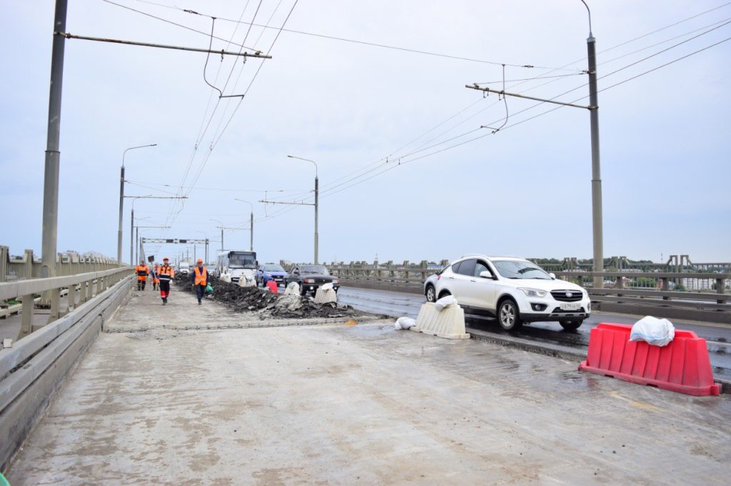 На мосту через Волгу в Костроме увеличат количество рабочих и техники