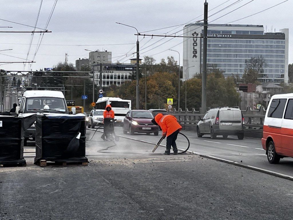 Теперь уже точно: ремонт второй половины моста через Волгу в Костроме продолжат весной 2025 года