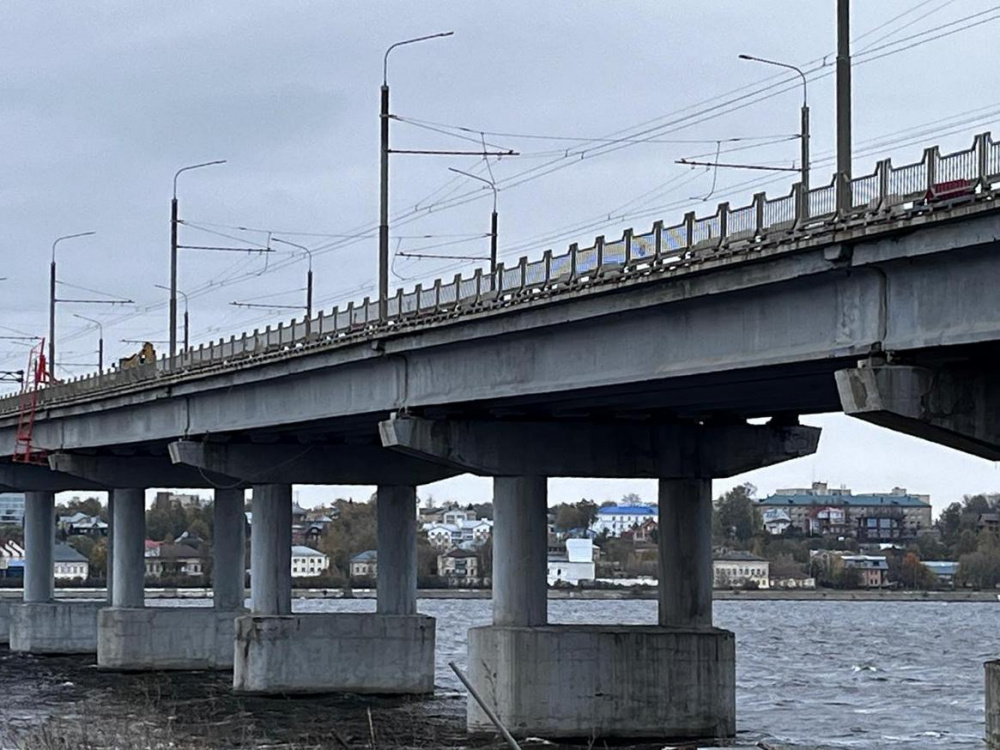 В Костроме затопило здание, где располагался пункт бесплатной раздачи вещей