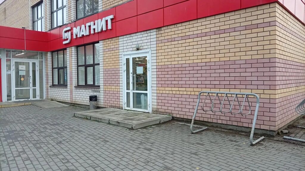 У продуктовых магазинов в костромском Заволжье оперативно навели порядок