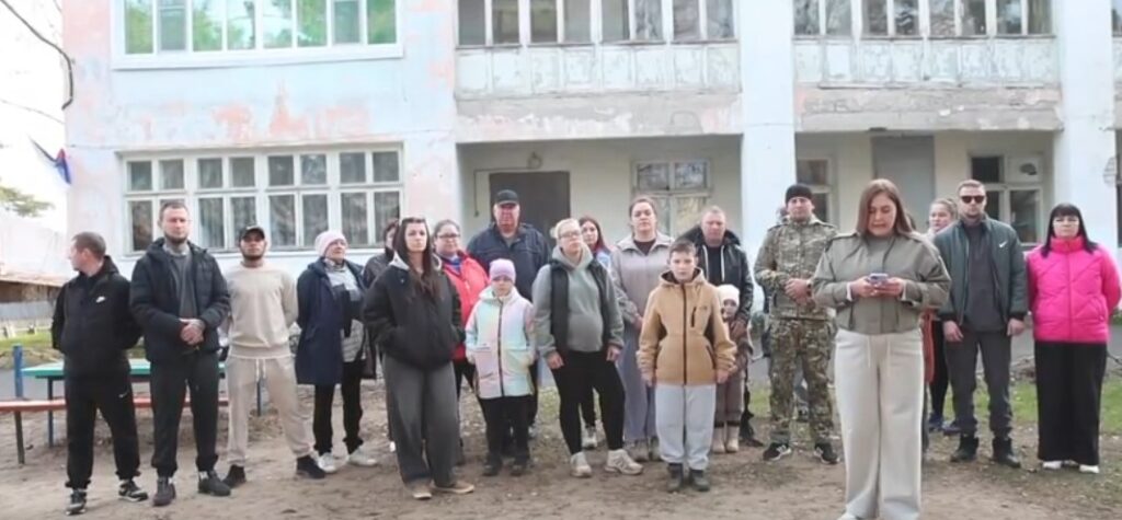 Родители пытаются спасти от закрытия детский сад в Костромской области